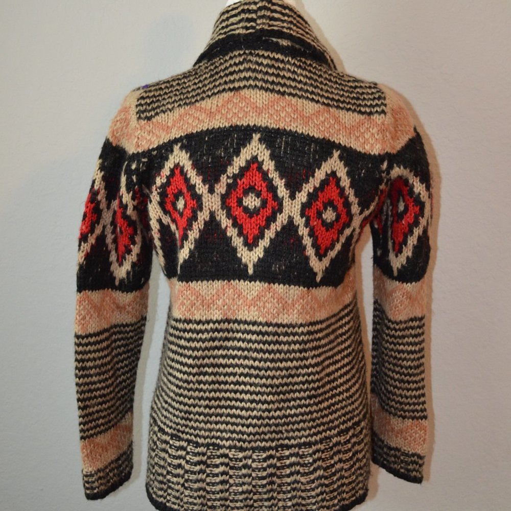 Pink Republic Aztec Pattern Open Draped Knit Cardigan - Picture 13 of 16